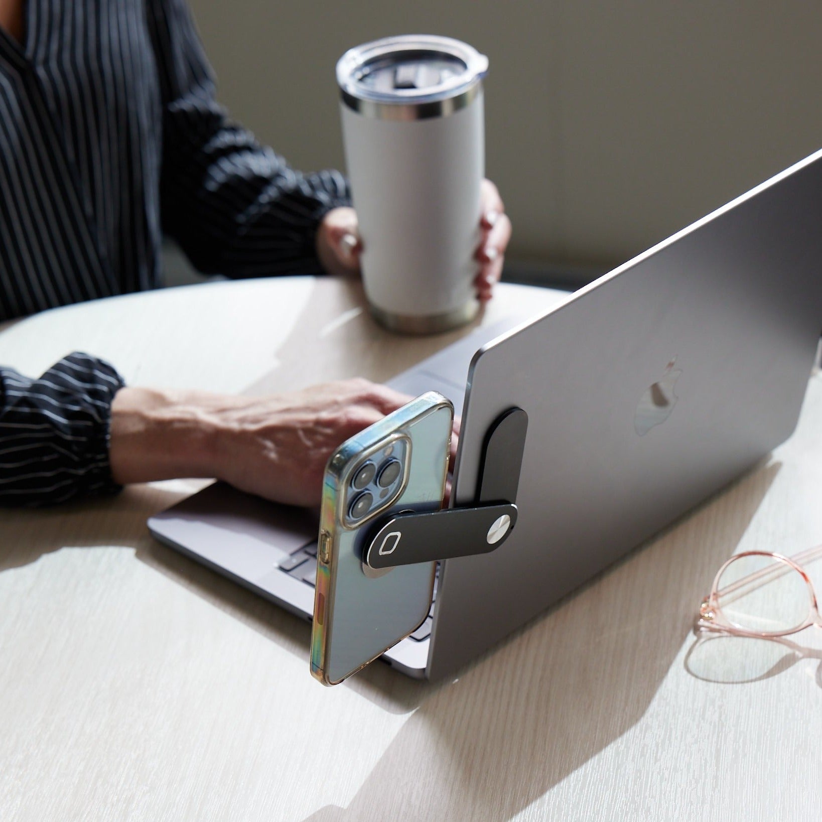 SideEye Phone Mount - Portable Phone Mount – Techlok Solutions